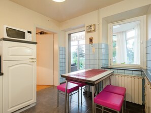 Cottage | Dapur pribadi | Kursi makan untuk bayi