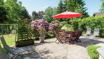 Cottage | Balcony