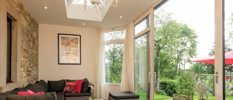 Cottage | Living room