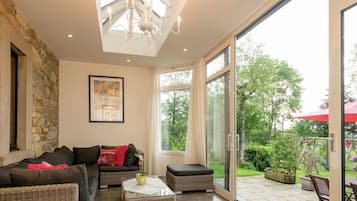 Cottage | Living room