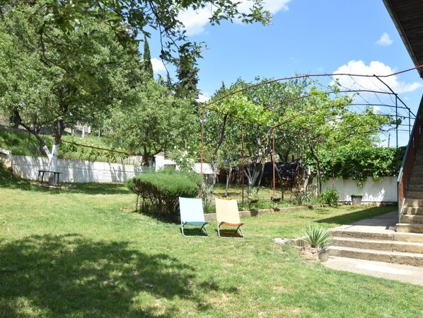 Apartment | Garden