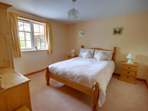Ferienhaus | 2 Schlafzimmer, individuell eingerichtet, Bettwäsche