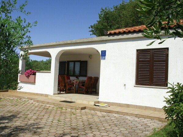Bungalow | Exterior
