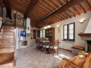 House | Dining