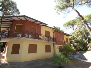 Apartment | Exterior