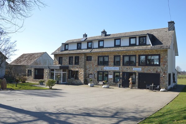 Cottage | Exterior