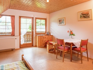 House | 1 bedroom, bed sheets