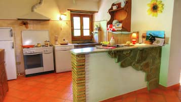 House | Private kitchen | Highchair