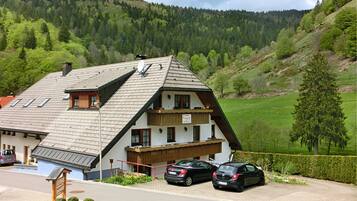 Apartment | Exterior