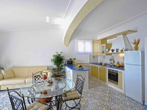 Ferienhaus | Eigene Küche | Kochgeschirr/Geschirr/Besteck