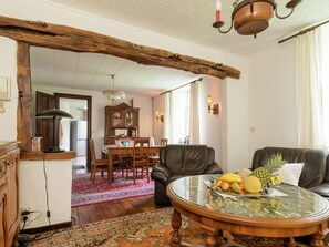 Cottage | Living room