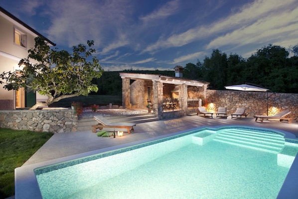 Villa | Pool