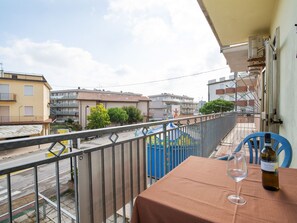 Balcony - Belvilla by OYO Daniele B Due (Rosolina)