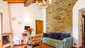 Unclassified image, 5 of 29, button - Attractive Apartment on Estate with Vineyards & Olive Grove near Florence (Reggello)