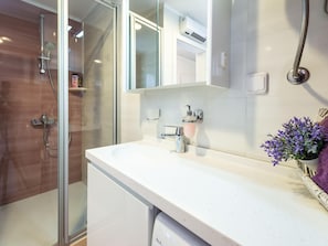 Apartment | Badezimmer