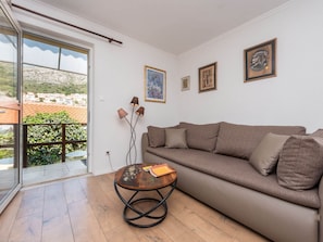 Apartment | Living area