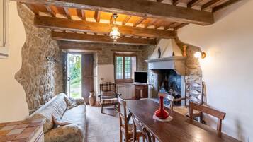 House | Living room