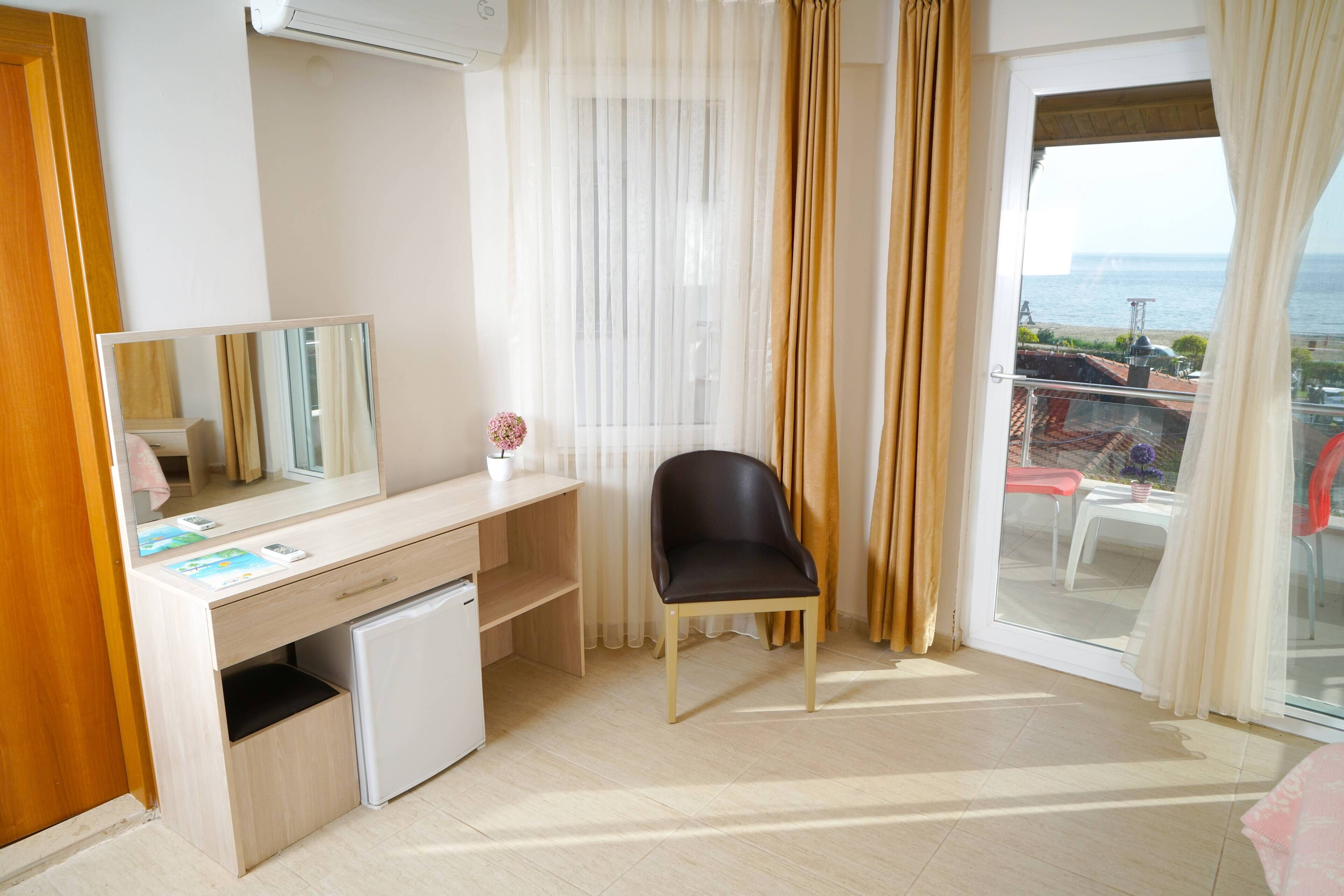 family room | living area | 21-inch lcd tv with satellite channels, tv