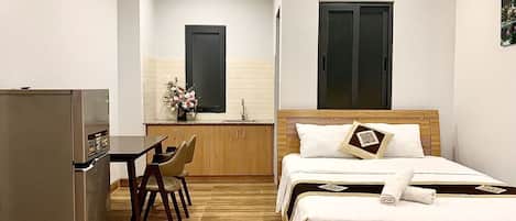 Desk, laptop workspace, free WiFi