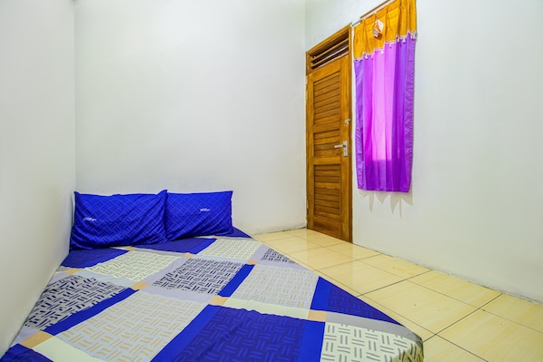 Habitación doble (Small) | Escritorio, camas extra, wifi gratis y ropa de cama 