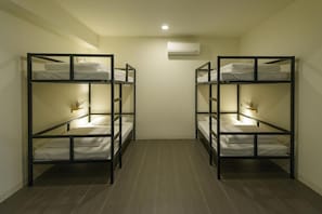 Down duvets, soundproofing, free WiFi, bed sheets