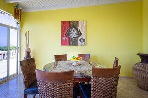 Biệt thự Grand (5 Bedrooms) | Khu ăn uống