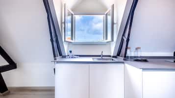 Microwave, oven, espresso maker, coffee/tea maker