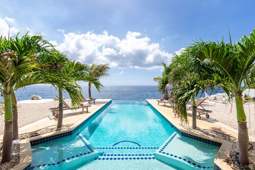 Luxury Dream Ocean Front Villa With Private Infinity Pool