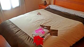 3 bedrooms, travel cot, free WiFi