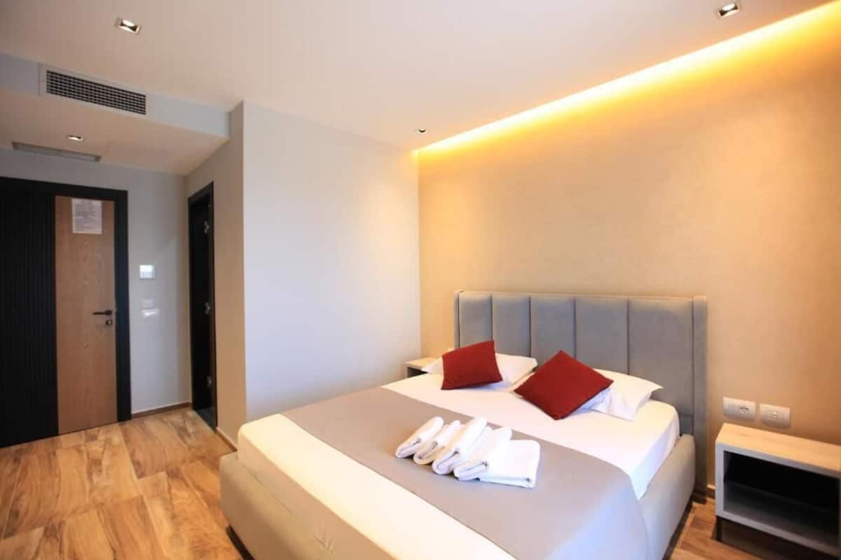 Double Room, Balcony
