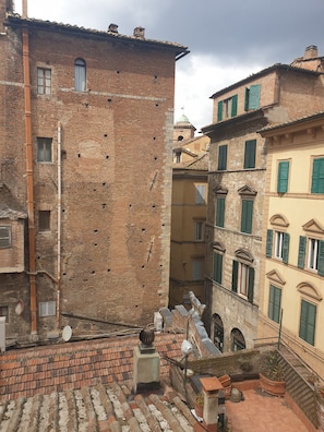 Vue sur la ville depuis l’hébergement