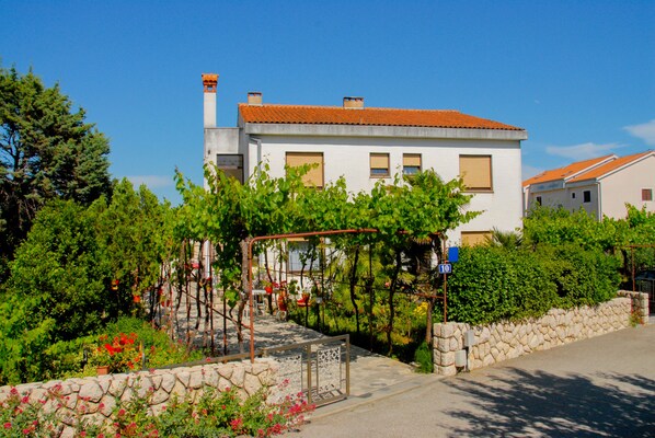 Exterior - Apartments Vucic (Krk)
