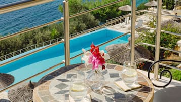 Superior Double Room with Balcony and Sea View