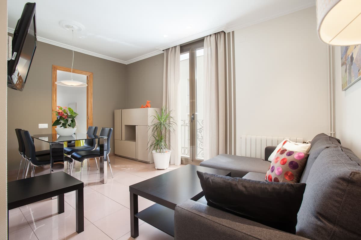 Apartment, 3 Bedrooms (BCNGOTIC 41) | Balcony view