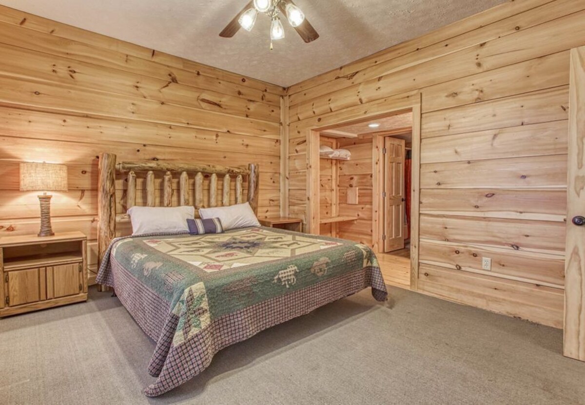 Photo 59 of ⭐️Prime Location with Stunning Views, Hot Tub, Game Room⭐️