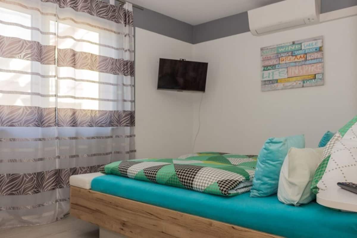 Deluxe Apart Daire, 1 Yatak Odası (Nr. 3) | 2 yatak odası, ses yalıtımı, ücretsiz kablosuz İnternet, çarşaf takımı