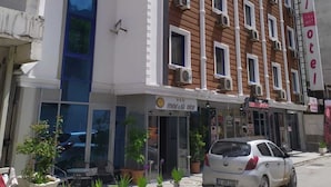 Front of property - Mar-si Otel (Ankara)