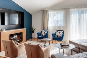 Superior Apartment | Living area