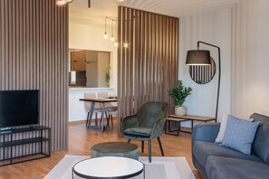 Télévision LCD de 30 pouces avec chaînes par satellite, télévision