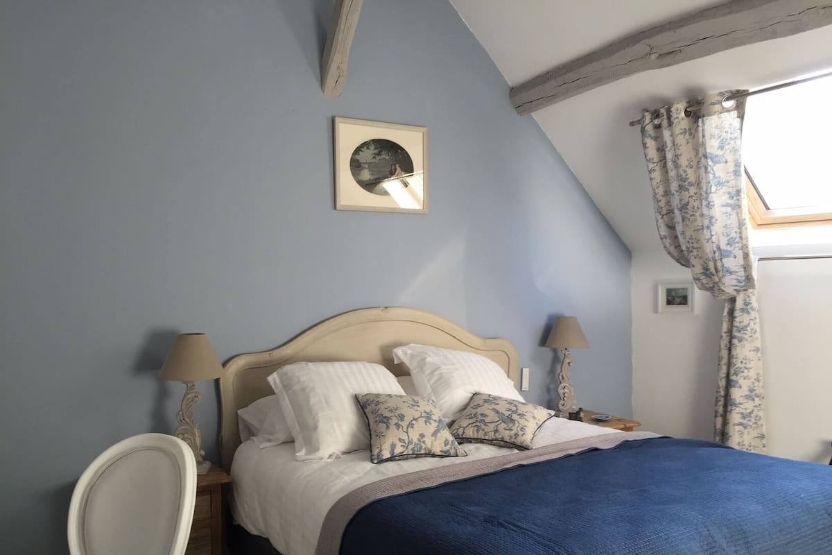 Classic Room | Premium bedding, individually decorated, individually furnished