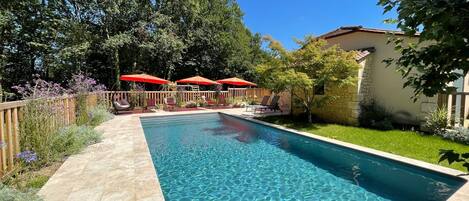 Piscine extérieure, piscine chauffée