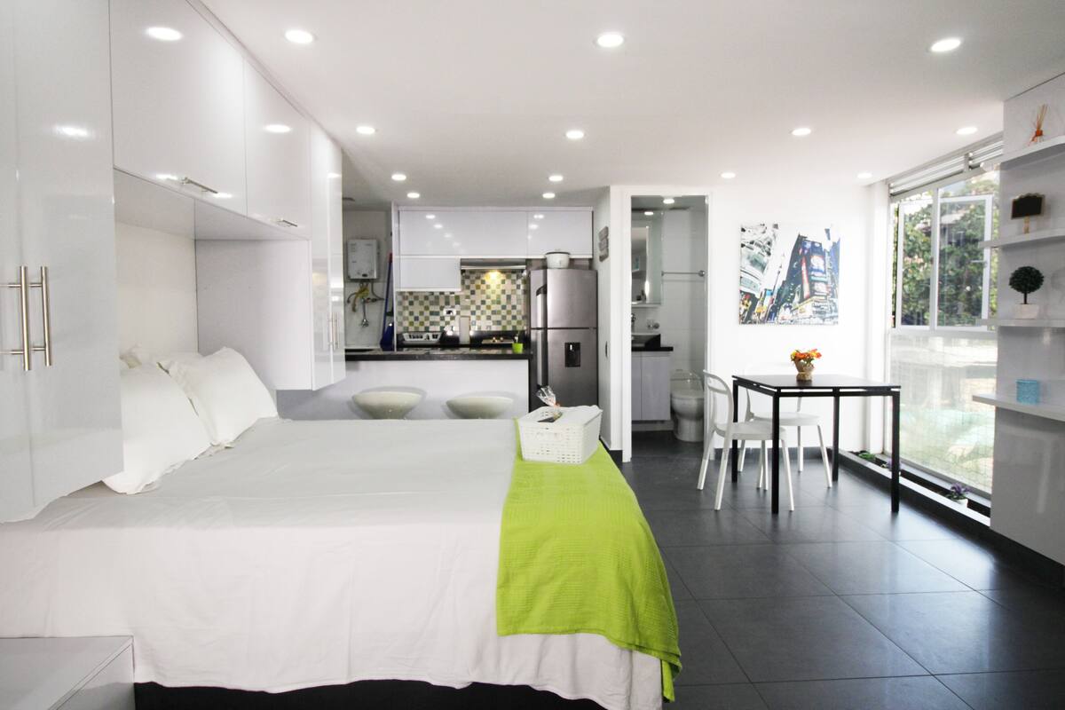 1 bedroom, hypo-allergenic bedding, minibar, individually decorated