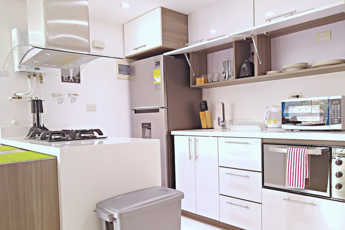 1 bedroom, hypo-allergenic bedding, minibar, individually decorated