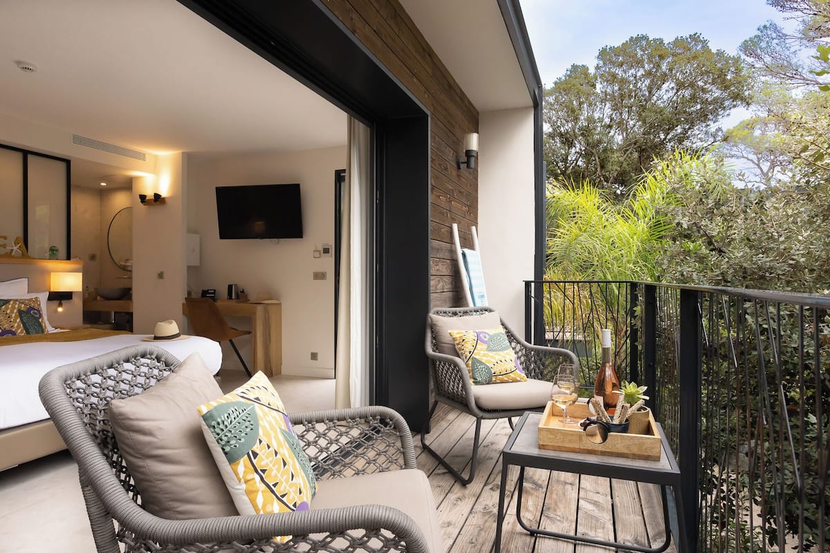 lodge superieur | terrace/patio