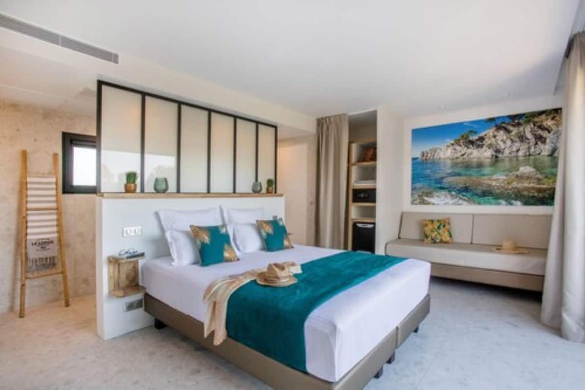 Sábanas italianas Frette, ropa de cama de alta calidad y minibar 