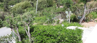 NEW: Le Lavandou Aiguebelle - Air-conditioned sea view apartment with WIFI