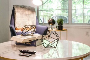 Interior - Scandinavian Retreat cls to Battery/Truist/ W King (Smyrna)