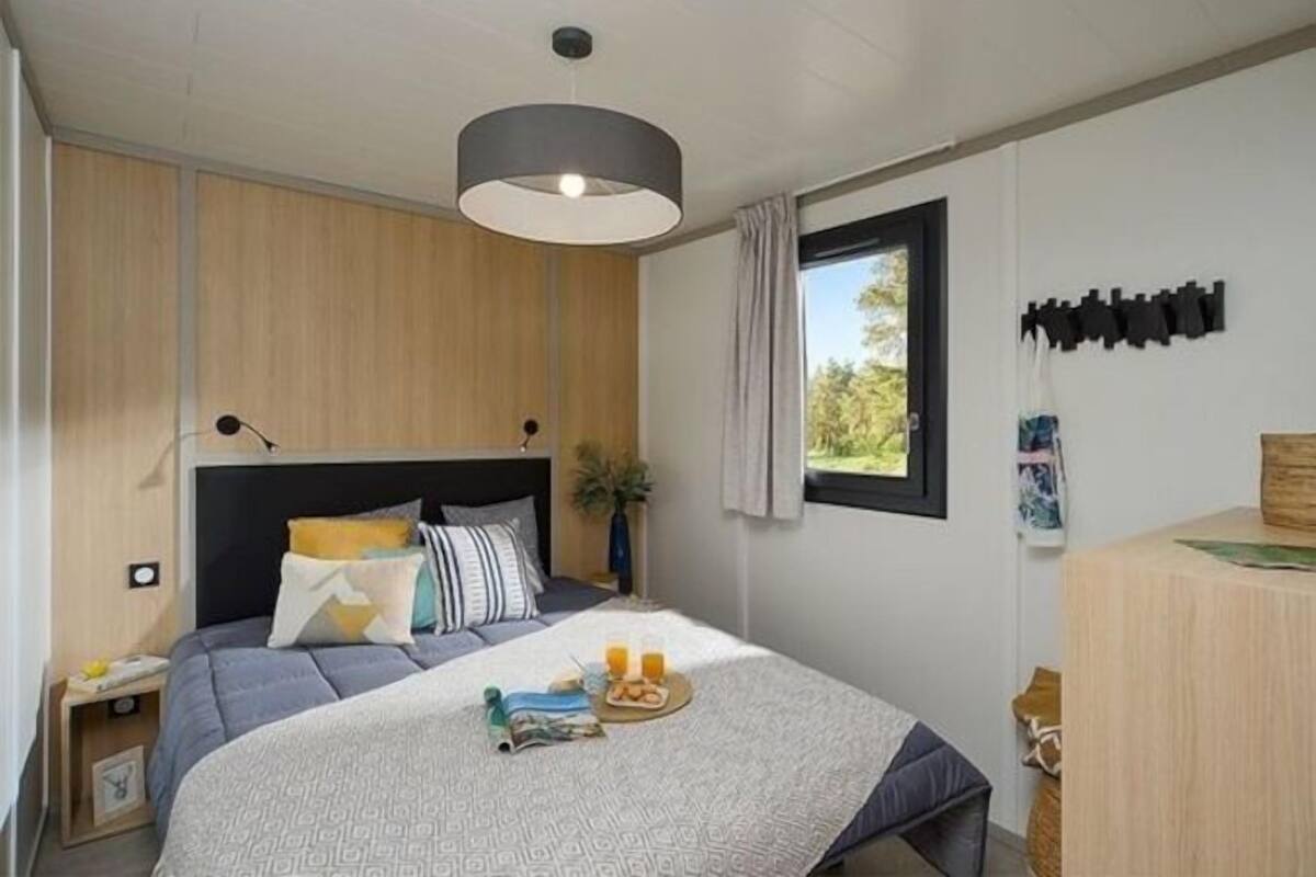 Koawa Family Luxe Premium Chalet 32m² | Cots/infant beds, individually decorated, individually furnished