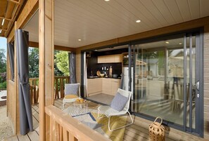 Koawa Family Luxe Premium Chalet 32m² | Terrace/patio
