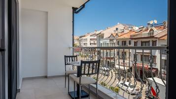 Chambre Quadruple Familiale | Vue depuis le balcon